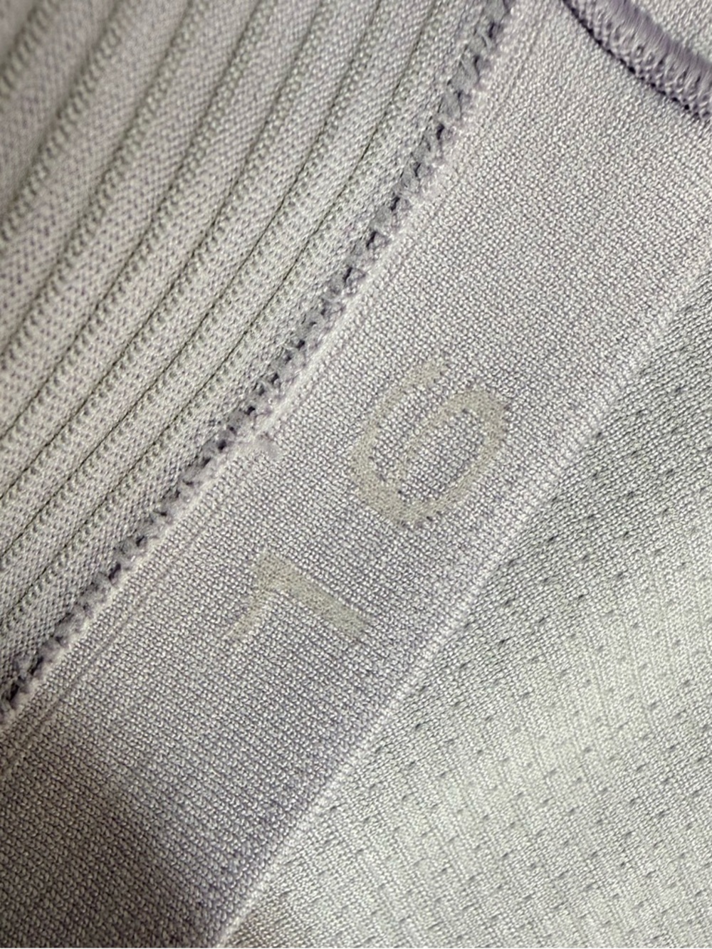 82: Lululemon Swiftly Tech Cropped Short-Sleeve Shirt 2.0 Lavender Frost Size 16 - Picture 3 of 3